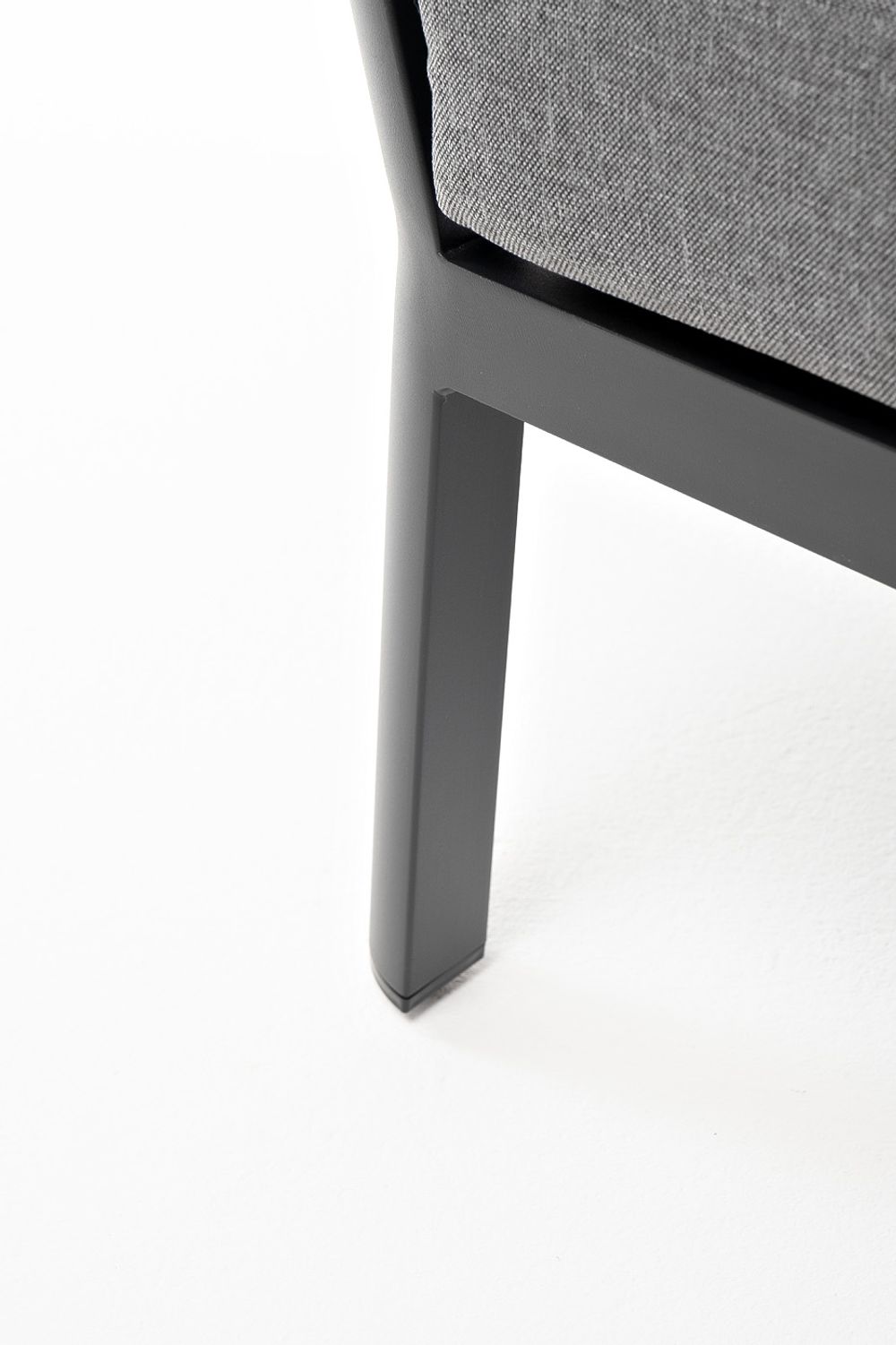 "Париж" модуль диванный алюминиевый угловой, цвет серый