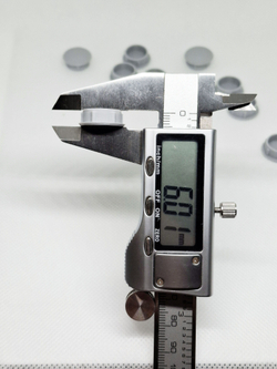 Заглушка пластиковая для отверстий белая D10 мм - 20 шт.