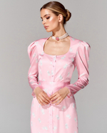 Платье длины миди