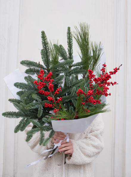 Зимний букет с илексом