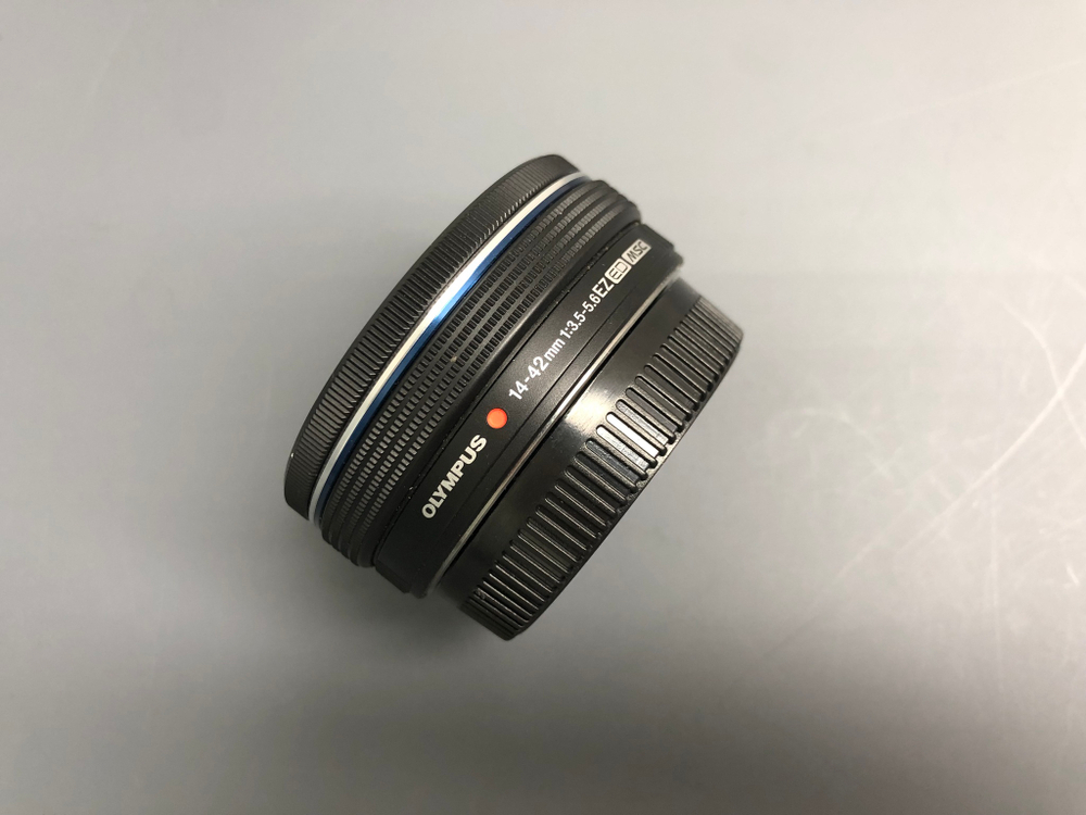 Olympus ED 14-42mm 3.5-5.6 EZ ED