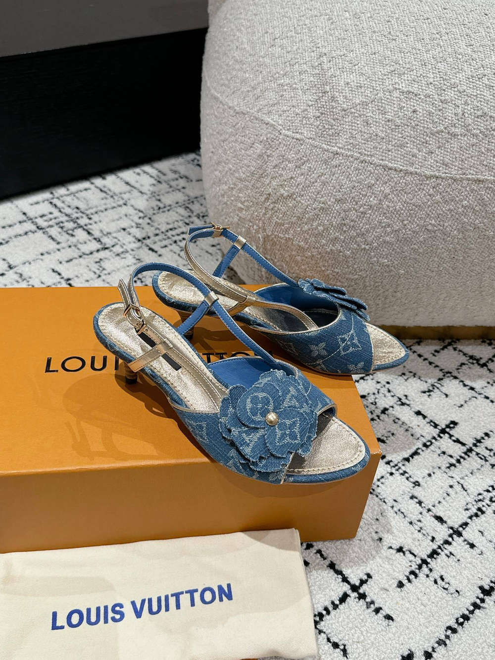 Louis Vuitton Sandal