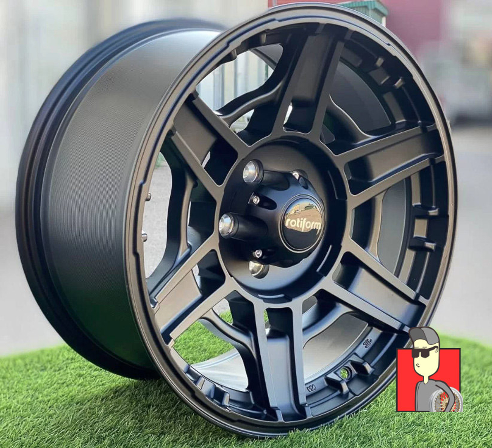 Комплект дисков Rotiform 17x8.5 et15 5x114.3
