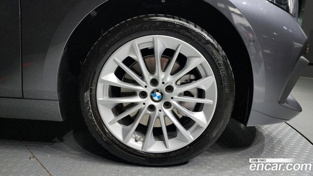 BMW 1 Series (F40) 118d Joy First Editions (06.2020)