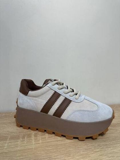 Кроссовки из натуральной кожи