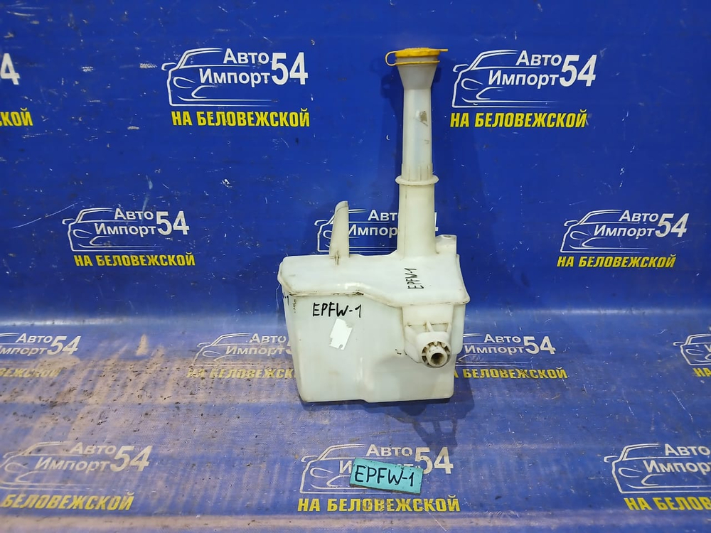 Бачок омывателя MAZDA TRIBUTE 2002