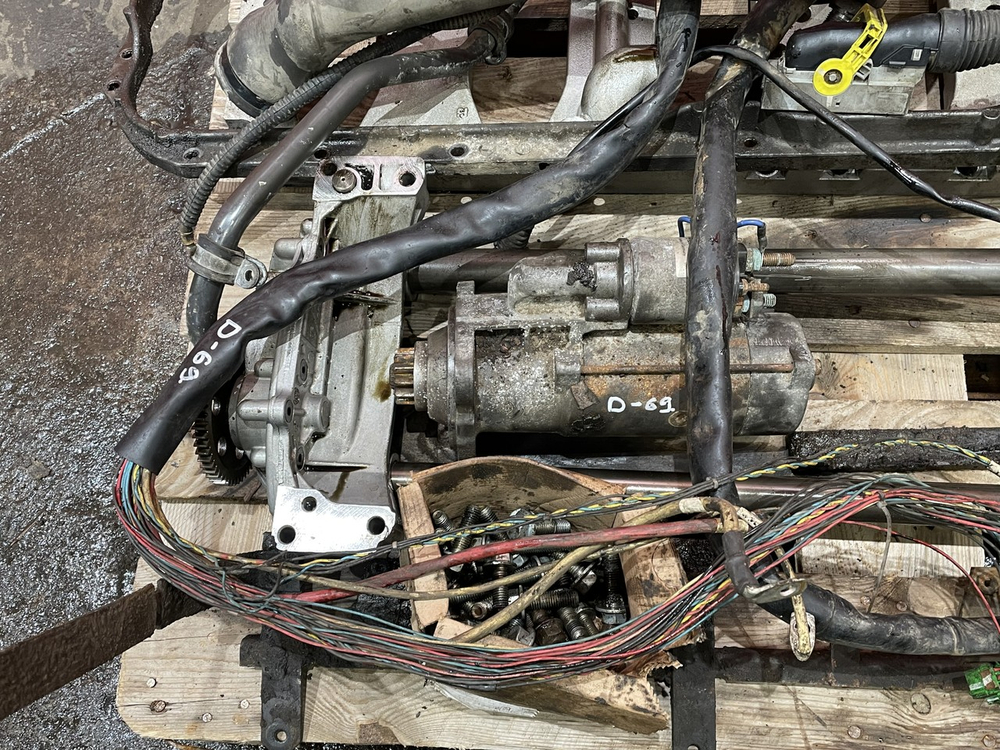 Двигатель MX300U1 410 л.с. Euro-5