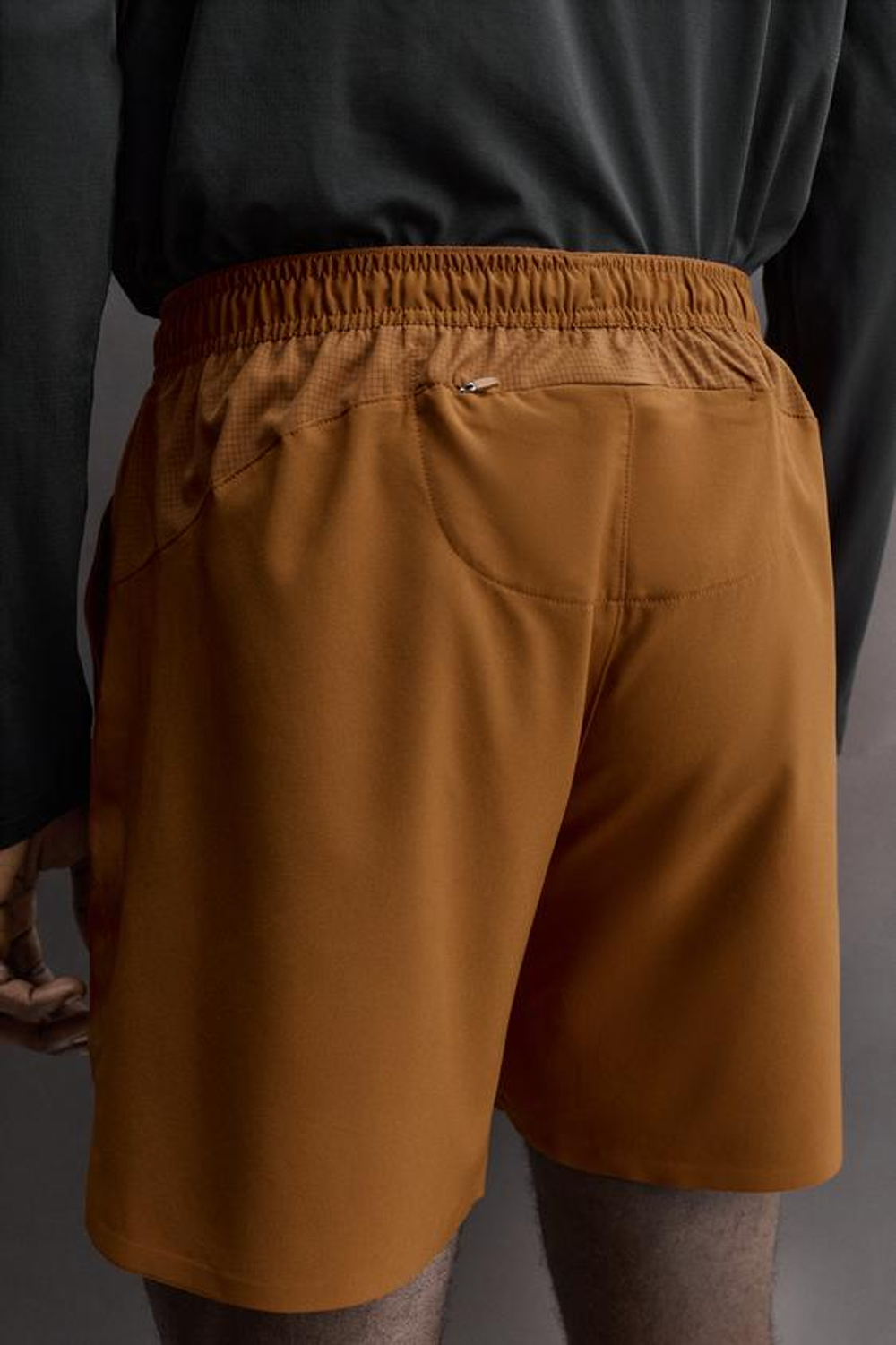 ZARA БАЗОВЫЕ СПОРТИВНЫЕ ШОРТЫ, ОХРА