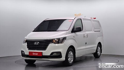 Hyundai The New Grand Starex Van 3-х местный (09.2020)