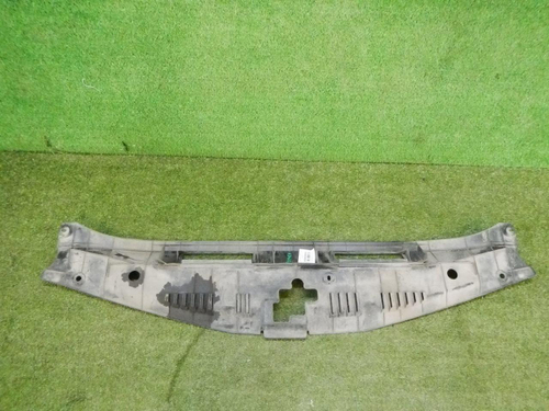 Кожух замка капота Toyota Camry xv70 (2017-н.в.)