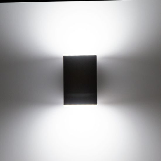 CLU0002 Светильник Уличный Настенный