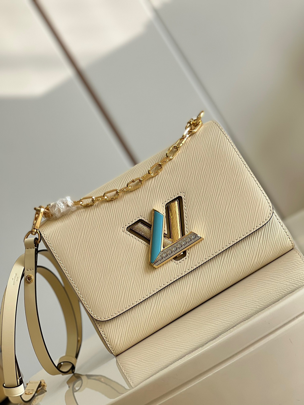 Louis Vuitton Twist MM