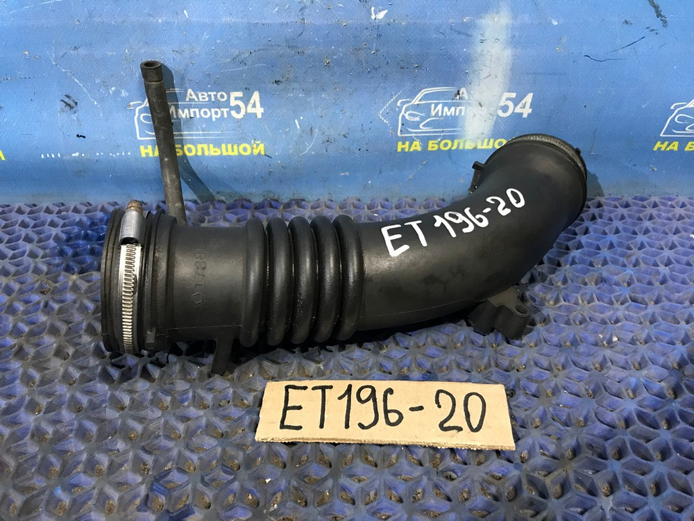 Гофра воздушного фильтра TOYOTA CALDINA 1996