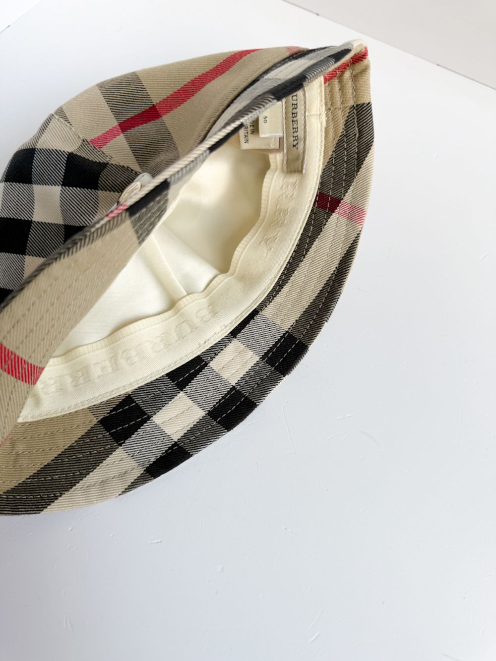 Панама Burberry, 80