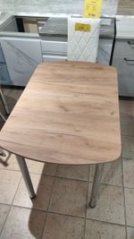 Стол раздвижной ЛДСП (подстолье прямое раздвижное дуб крафт золотой)