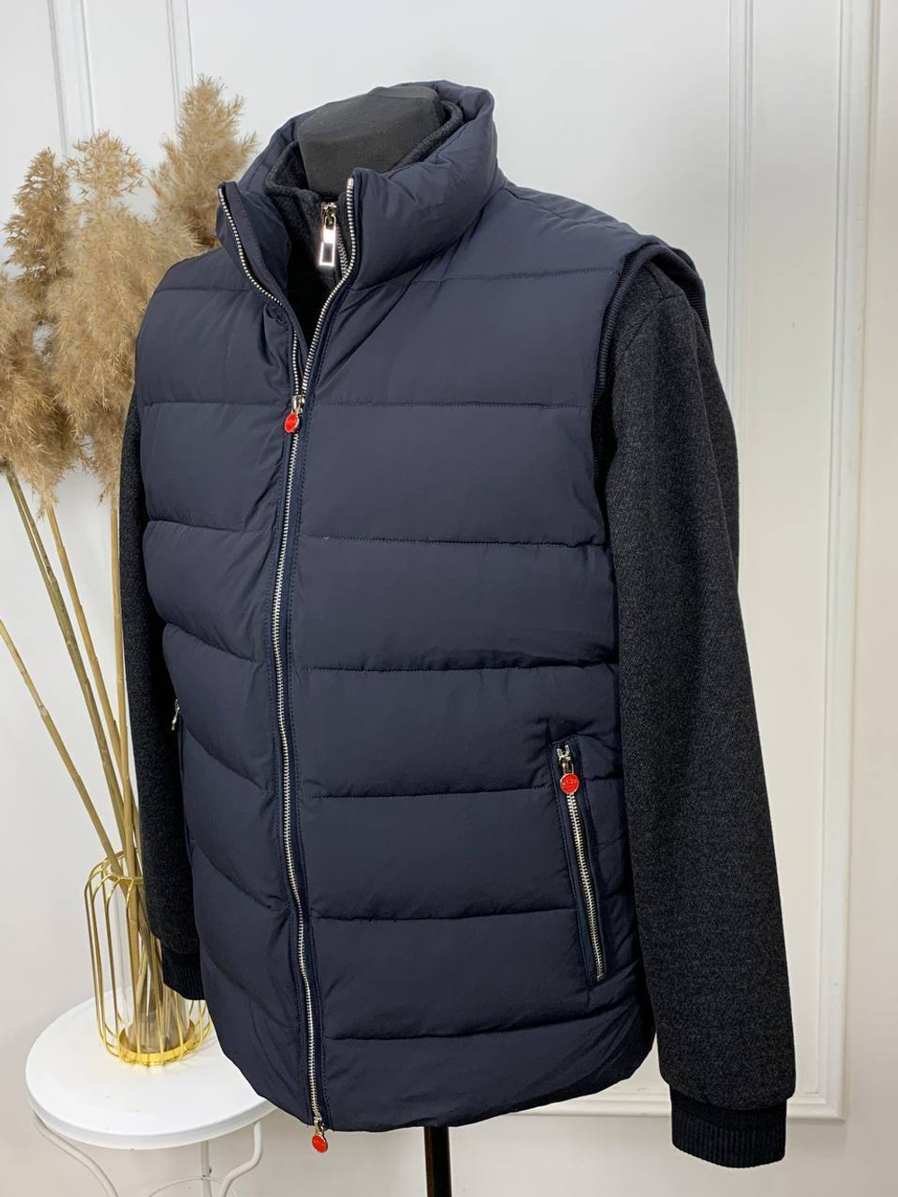 Безрукавка Kiton