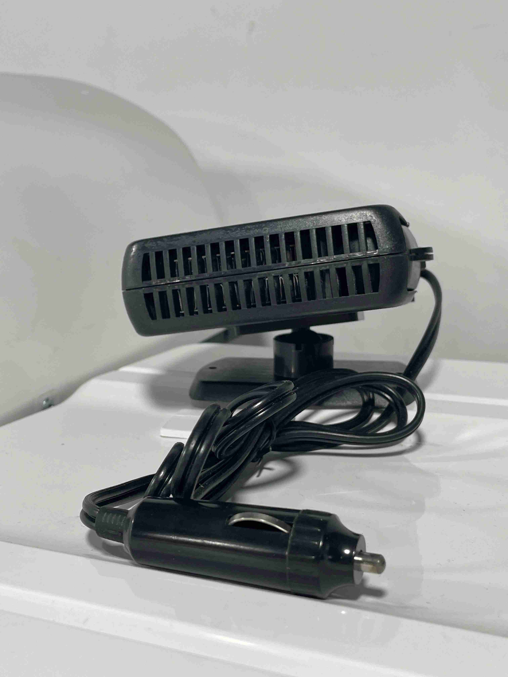 24V / Автомобильный обогреватель лобового стекла салона, 150 Вт, 24V, кабель 1.2 м, от прикуривателя, минипечка, TG (1 шт)