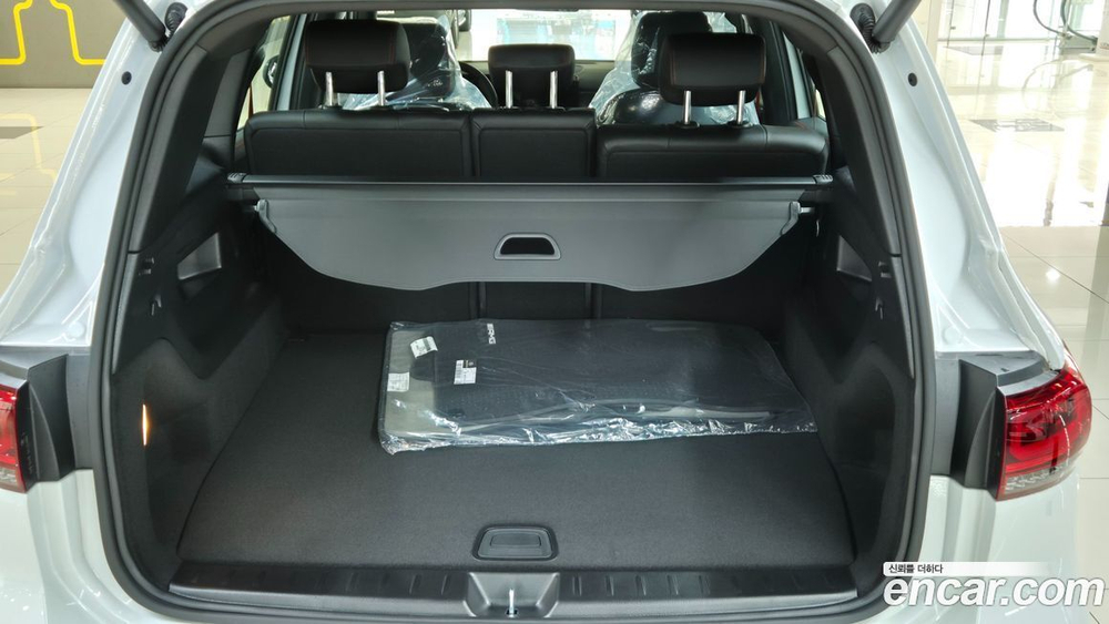 Mercedes-Benz GLB-Class X247 AMG GLB35 4MATIC (12.2023)