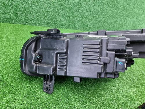 Фара правая Geely Coolray (2023-н.в.) LED