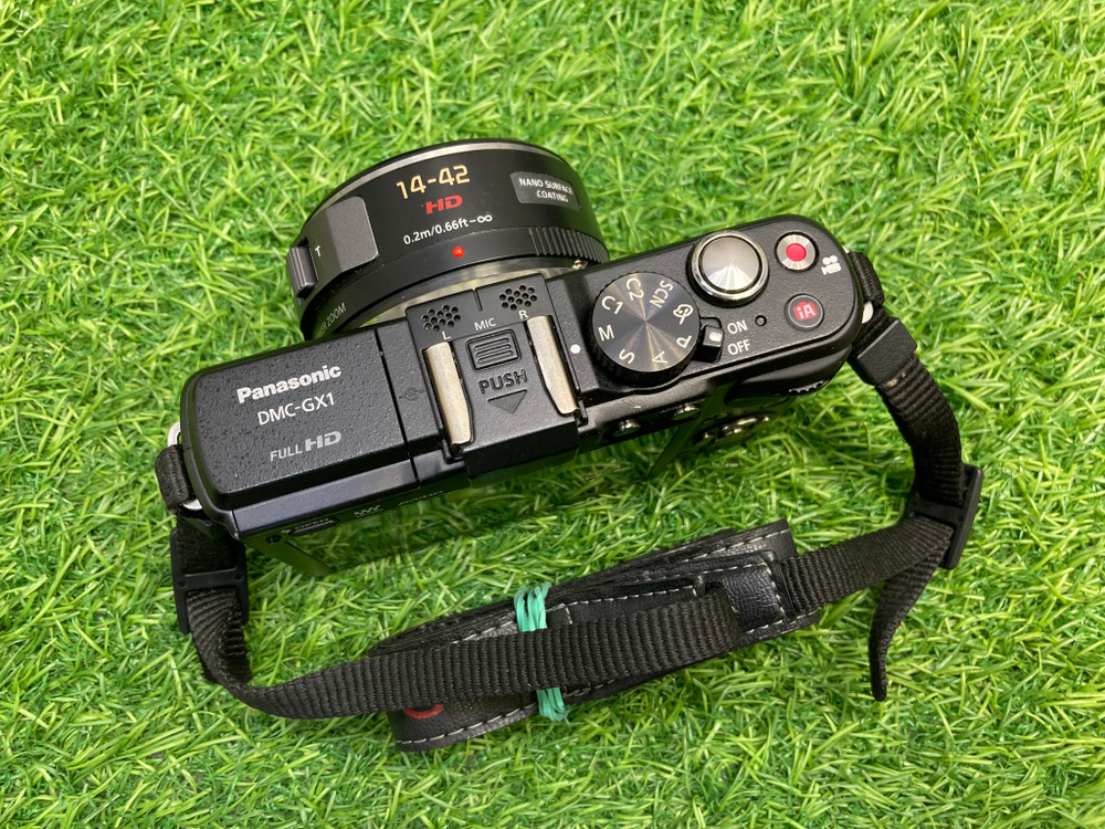 Panasonic Lumix DMC-GX1 Kit 14-42mm 3.5-5.6