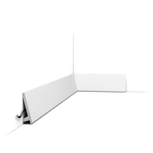 Плинтус SX179