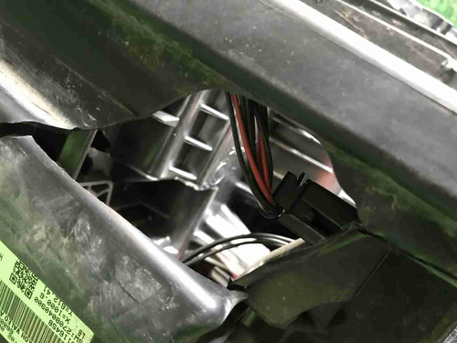 Битая Фара правая Geely Tugella (2019-2024) LED