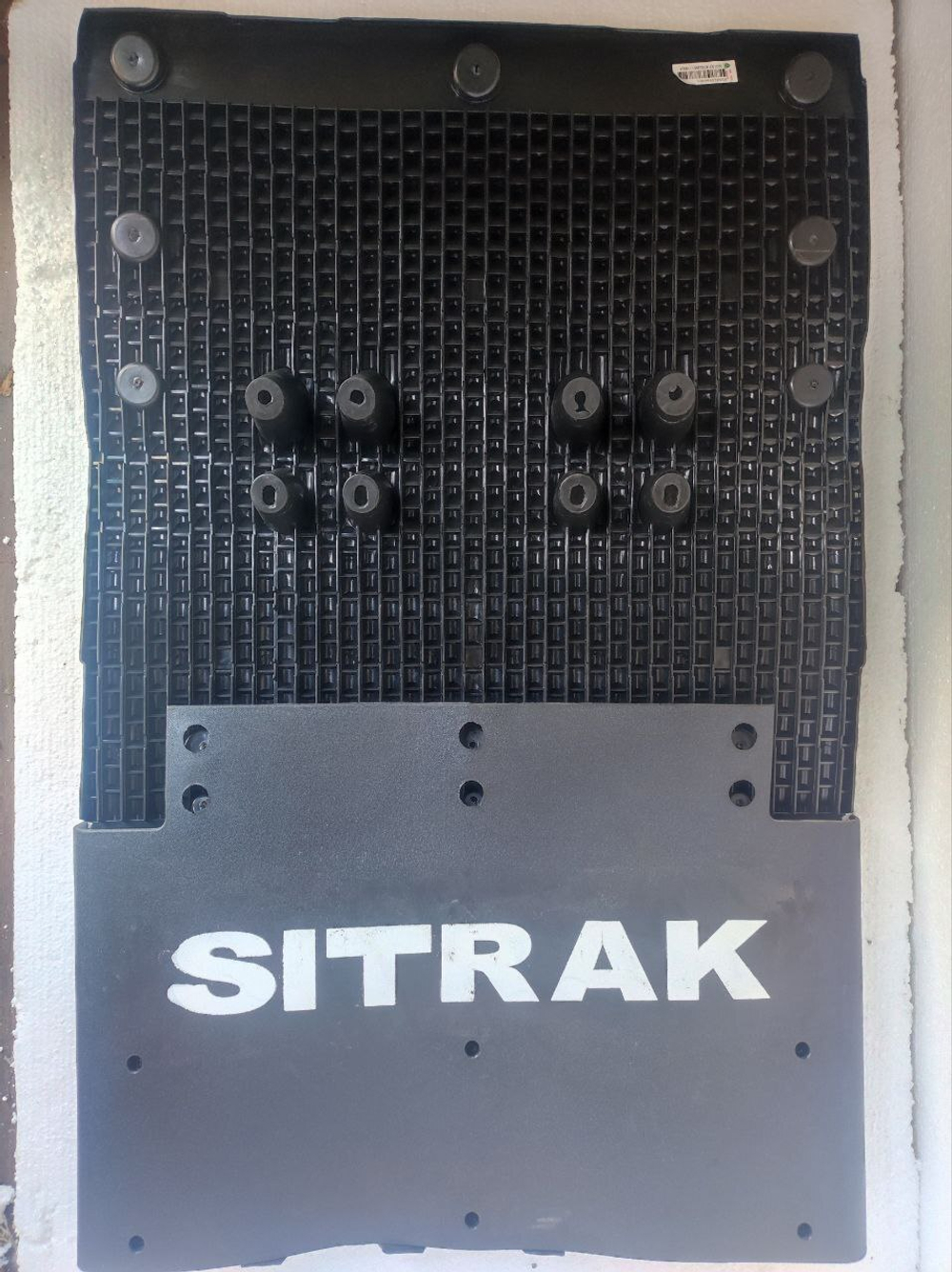 Внутренний брызговик крыла заднего моста SITRAK C7H WG9925955004