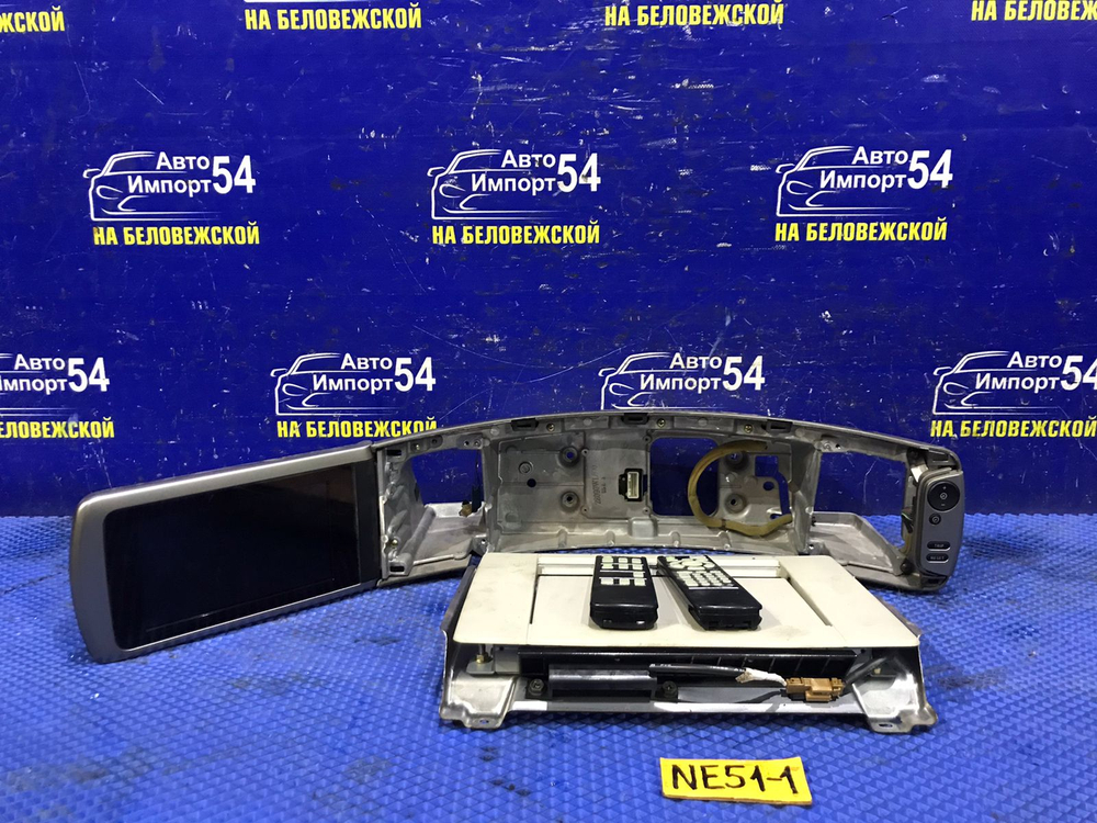 Монитор NISSAN ELGRAND 2005