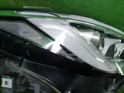 Фара правая Infiniti QX50 2 (2017-н.в.) LED
