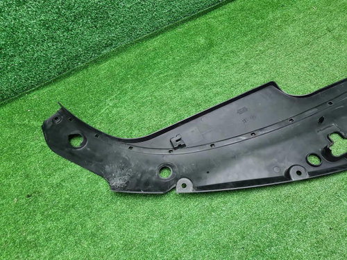 Кожух замка капота Cadillac SRX 2 (2009-2016)