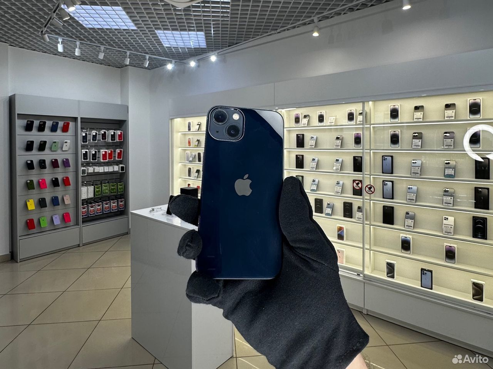 iPhone 13, 128 ГБ б/у