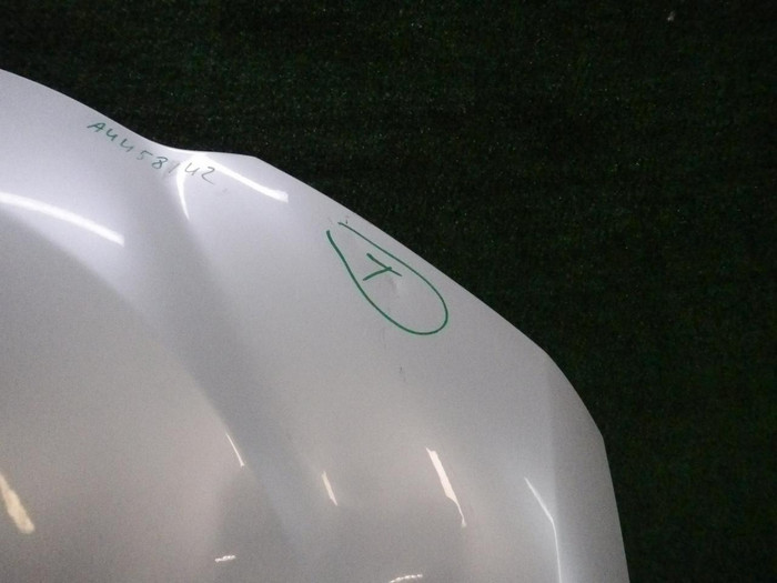 Капот Lexus UX (2018-н.в.)