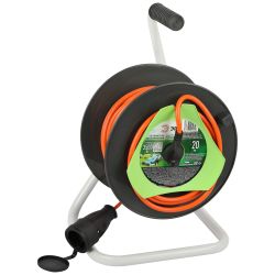 Удлинитель силовой ЭРА RP-1e-3x1.5-20m на пластиковой катушке c заземлением 20м 1 розетка ПВС 3х1,5мм2 | Силовые удлинители