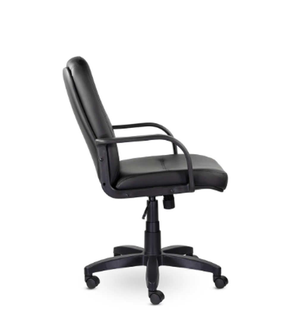 Кресло Пилот, низкая спинка, основание пластик