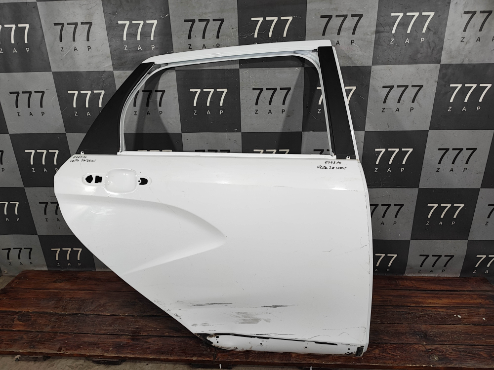 Дверь задняя правая LADA Vesta SW Cross 15-нв Б/У Оригинал 8450102345