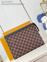 Louis Vuitton Pochette Voyage MM