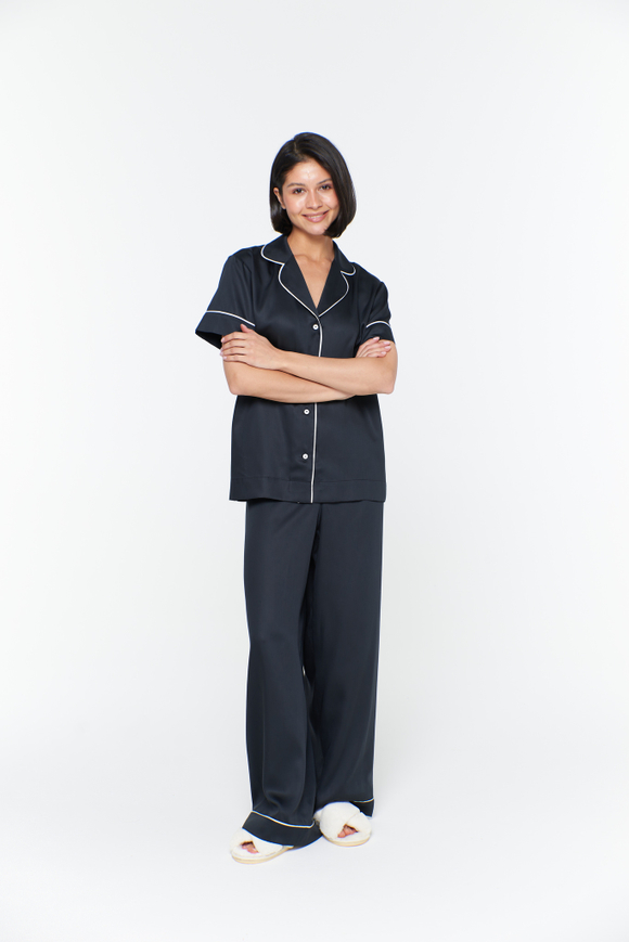 Блуза из тенселя с кантом черный