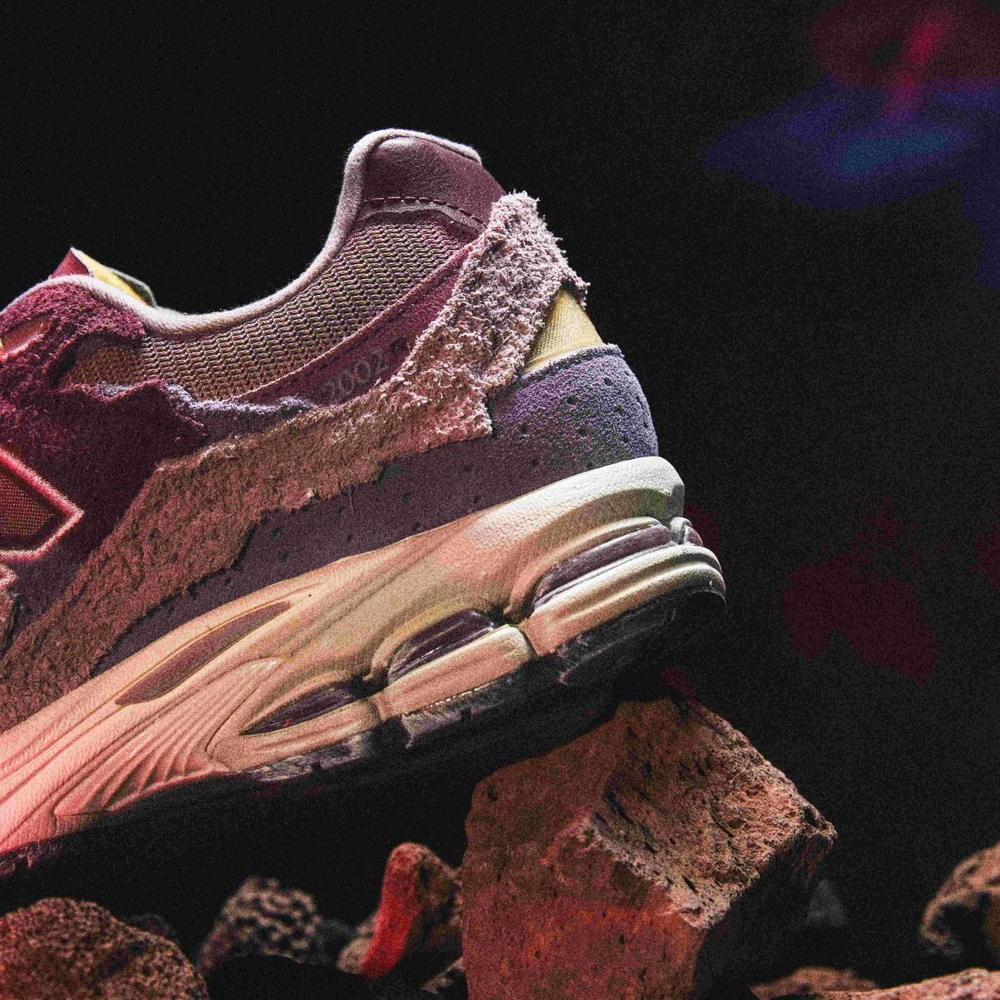 Кроссовки New Balance 2002R Protection Pack - Pink