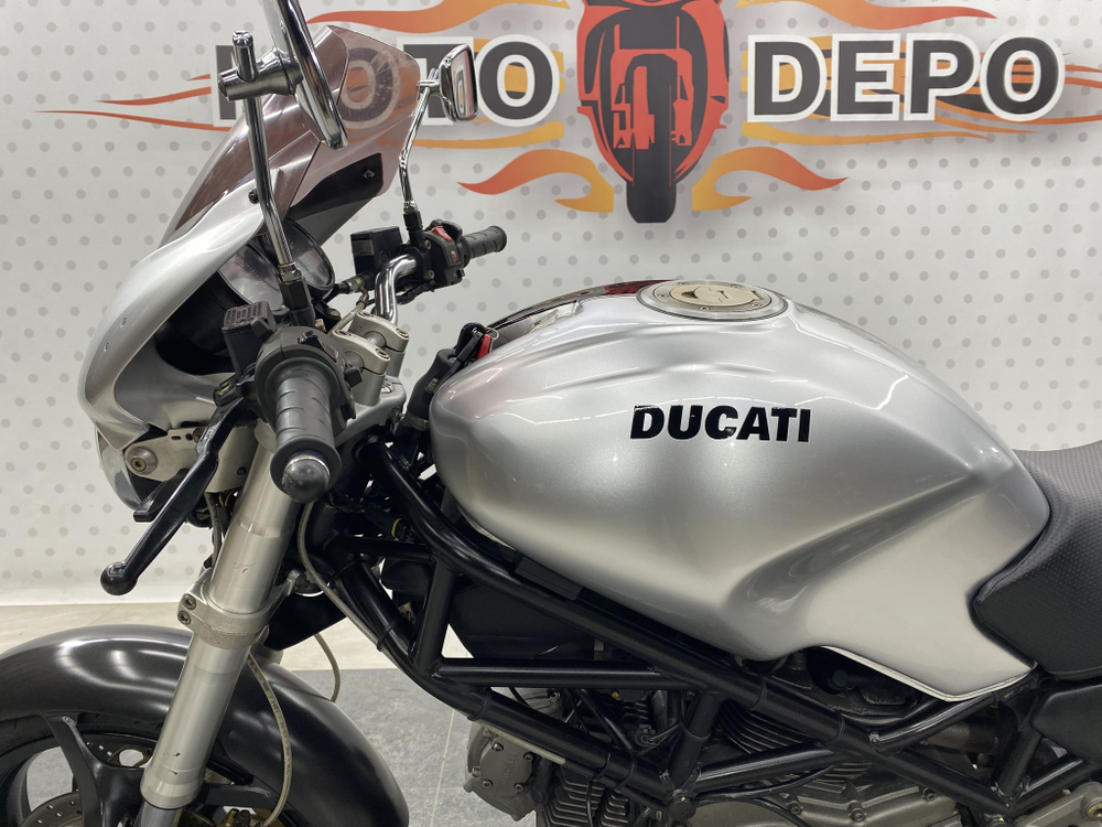 Ducati Monster 400 , 2004