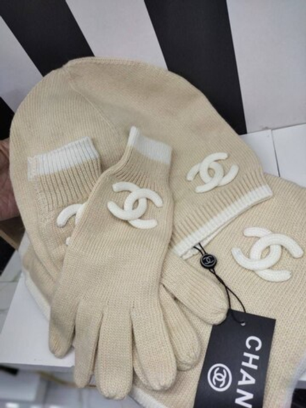 Комплект CHANEL (шапка + шарф + перчатки)