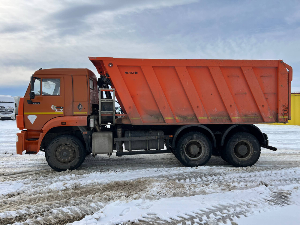 КамАЗ 6520 6x4 Самосвал 6520-3026041-53 (Дизельный, 11,8 л, 400 л.с., МТ)