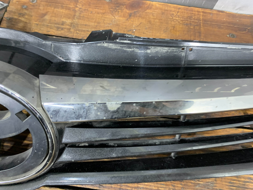 Решетка радиатора Toyota Camry (XV50) 14-17 Б/У Оригинал 5310133510