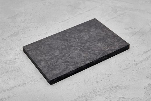 Карбон хаотичный, плашка 130x85x8мм, классический