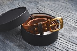 Ремень из гладкой итальянской кожи, цвет «песчаная буря», латунная пряжка