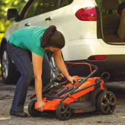 Газонокосилка Black+Decker LM2000