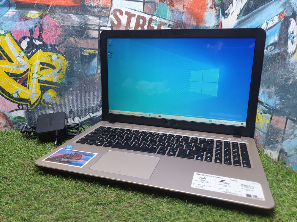 Ноутбук ASUS Pentium/4Gb/X540S