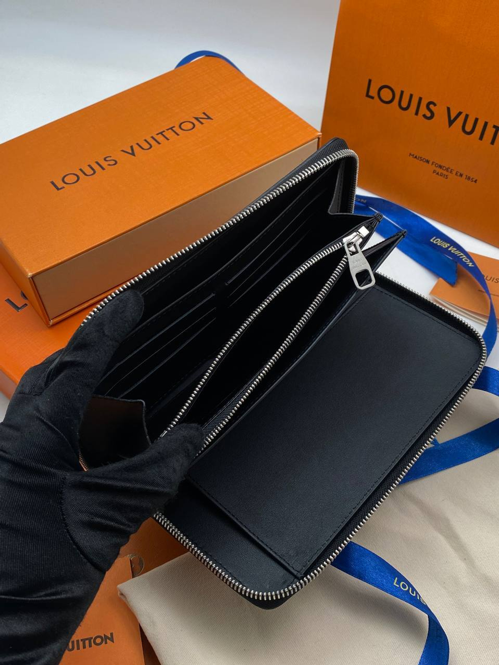 Кошелёк Louis Vuitton