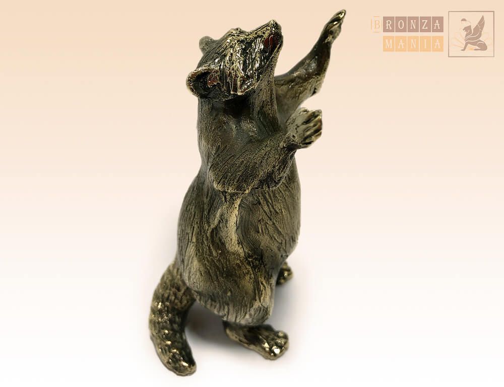 статуэтка Енот