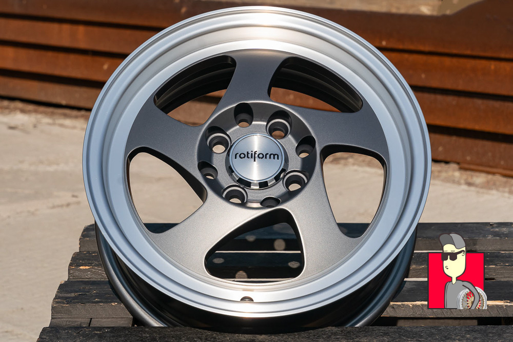 Комплект дисков Rotiform 14x5.5 et38 4x100/4x114.3
