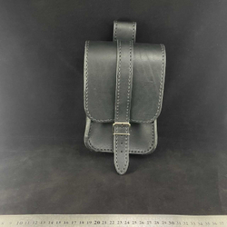 Сумка поясная вертикальная чёрная